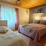 Peaceful House For Relaxing *