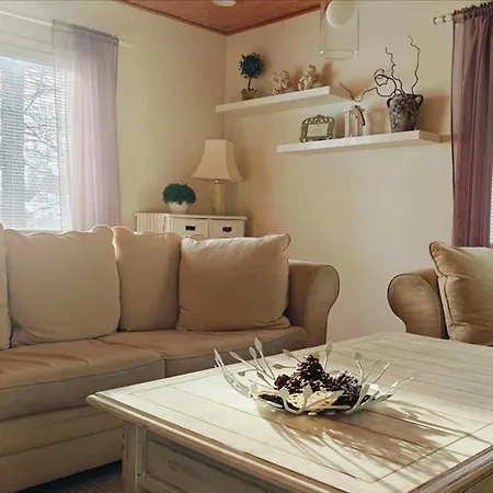 Сasa de vacaciones Peaceful House For Relaxing Oulu